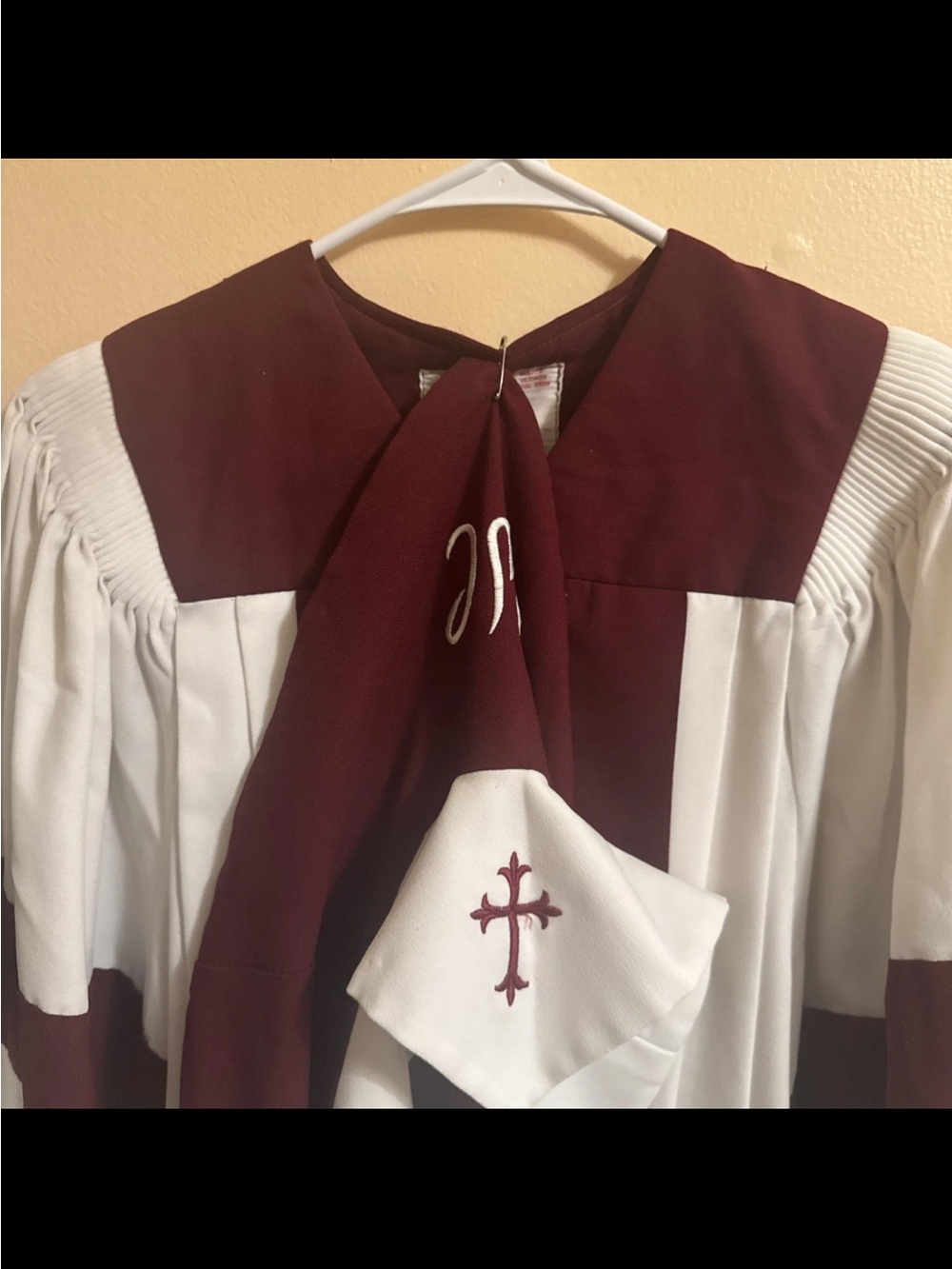 Men's White Choir Robe with Burgundy Yoke and Stole